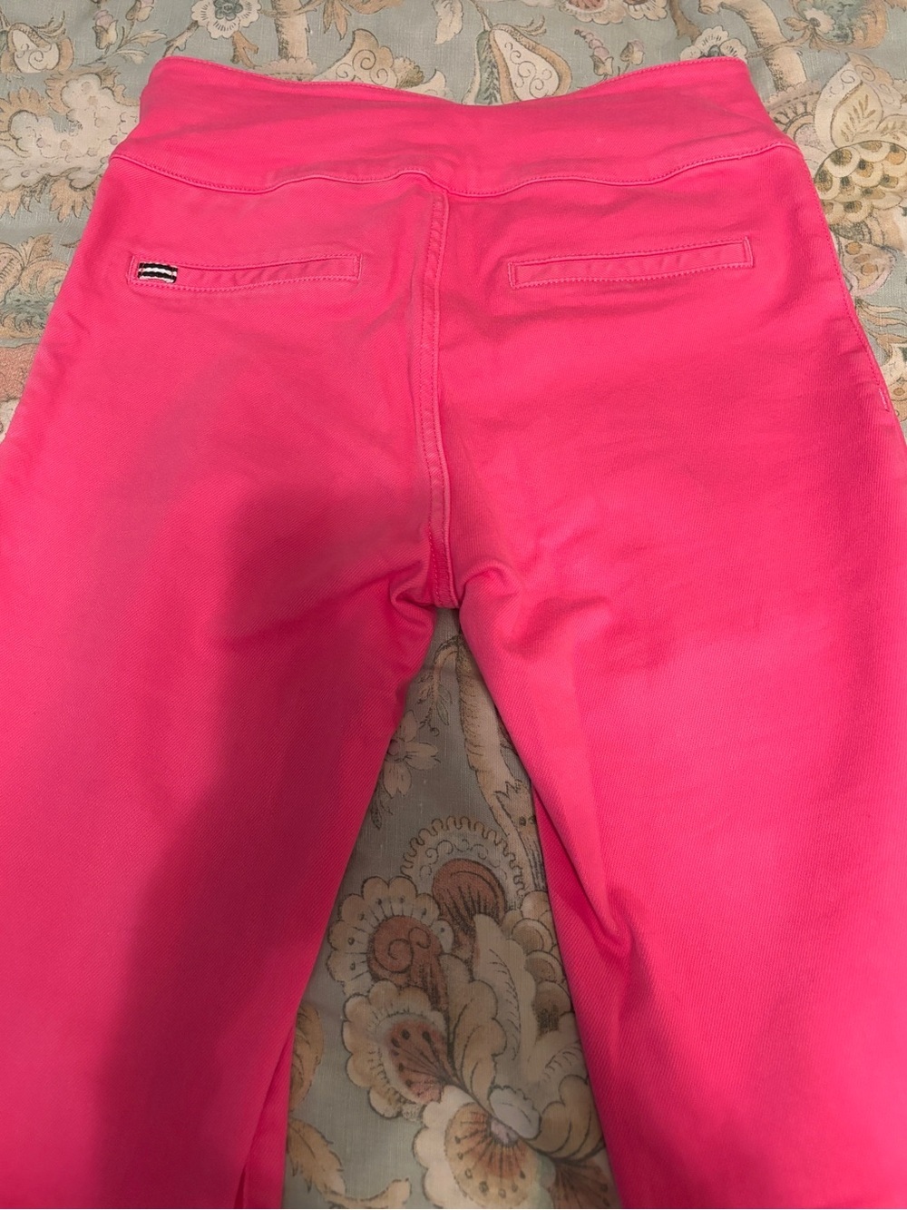 Alice + Olivia BRIGHT Pink Bootcut Jeans Size 26 - Picture 9 of 9
